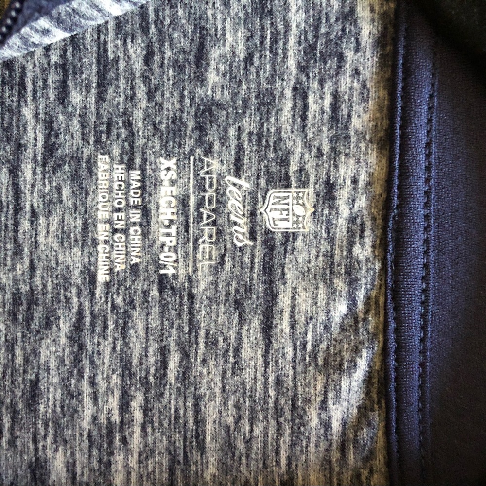 NFL Broncos jacket - Picture 3 of 9